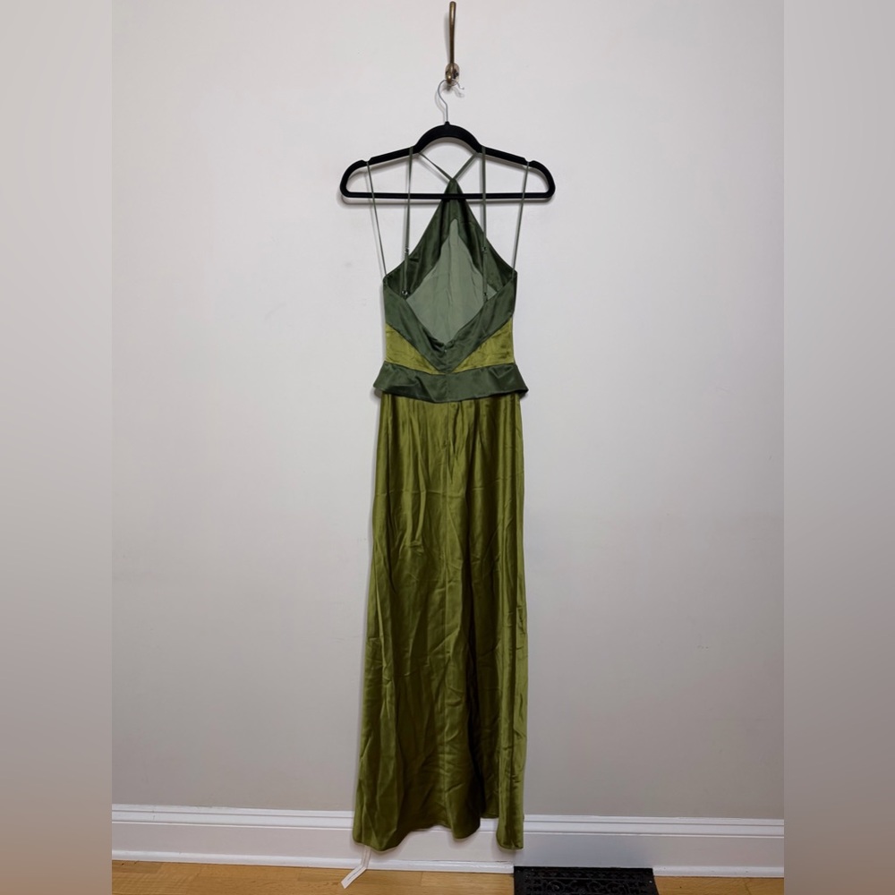 Reformation Jillian Silk Dress in Pear Satin Halter Maxi Evening Gown Size 4 - Picture 8 of 9